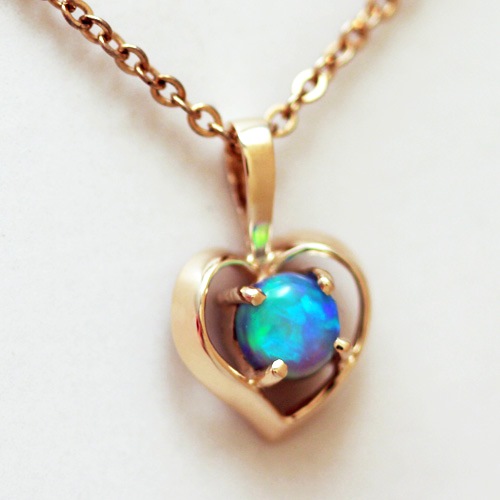 14k Yellow Gold Pendant with a SOLID CRYSTAL OPAL Full-on colour throughout in 3D show